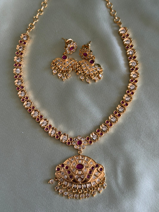 Lavanya Vintage Attigai