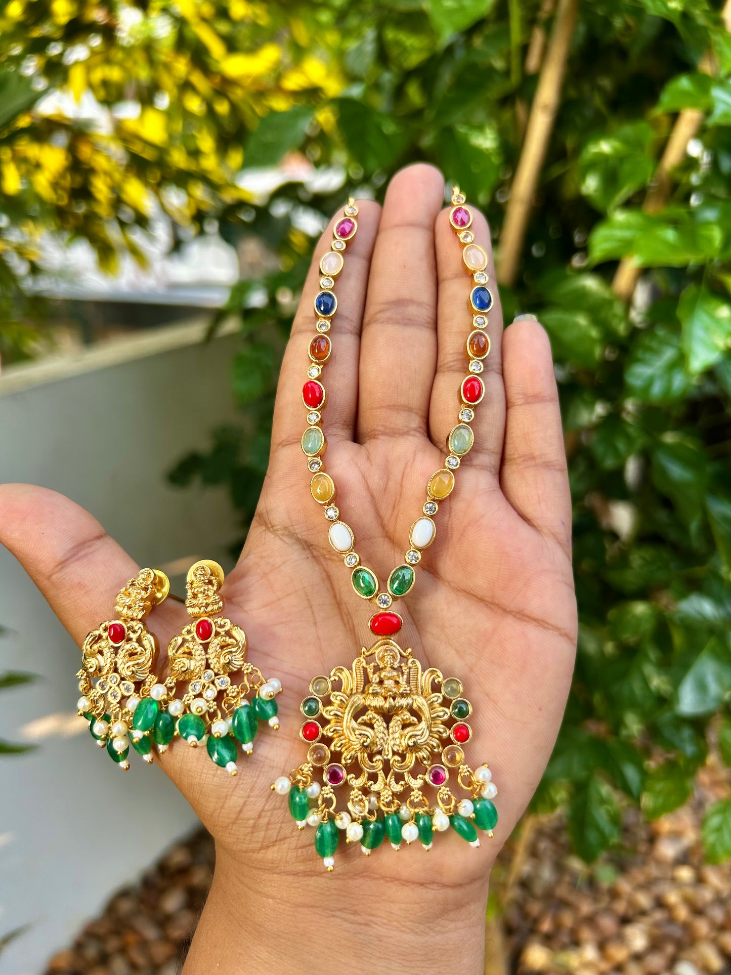 Devi Navaratna Chain set