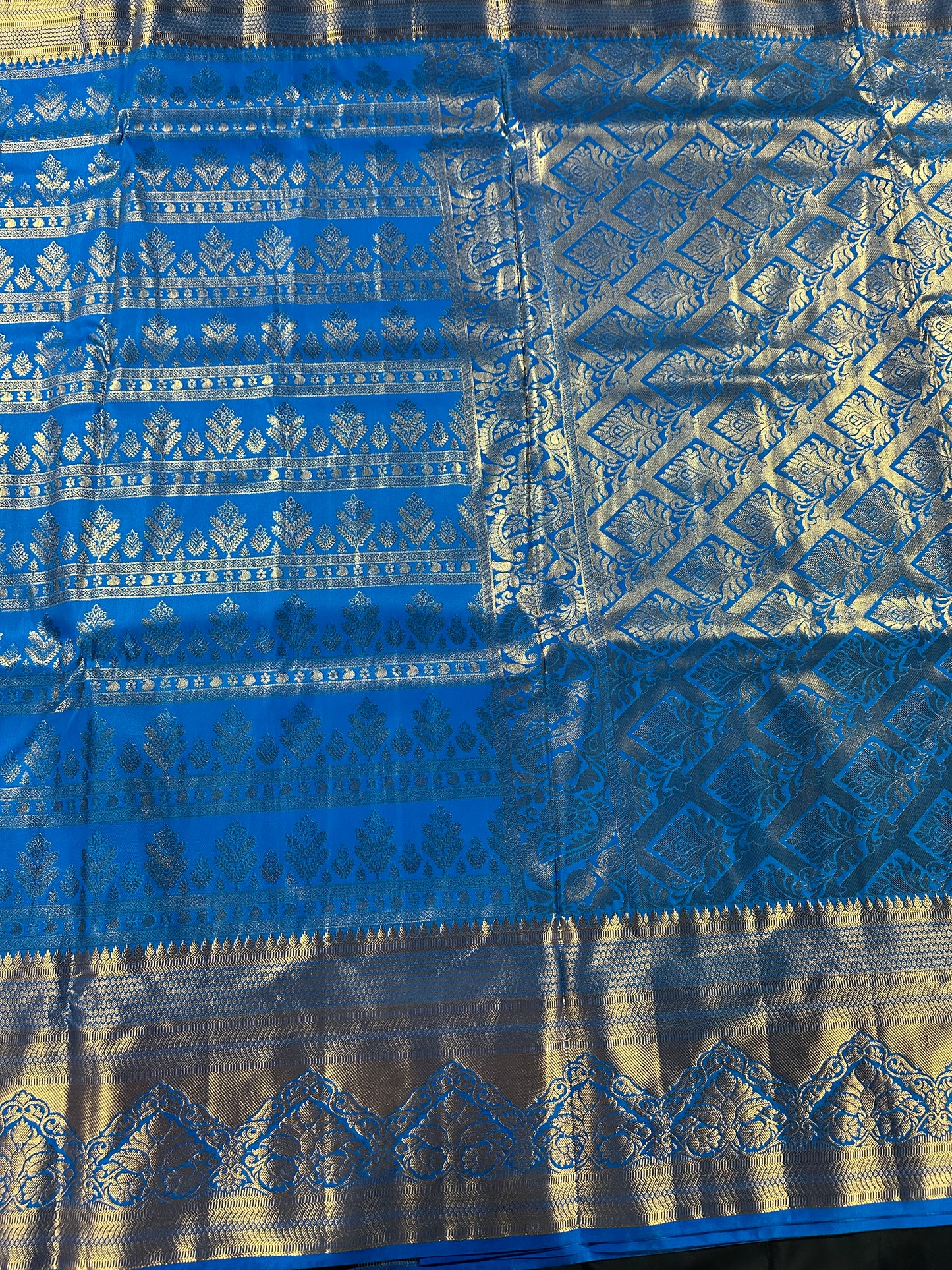 Blue Pine Tissue Kanchi Pattu