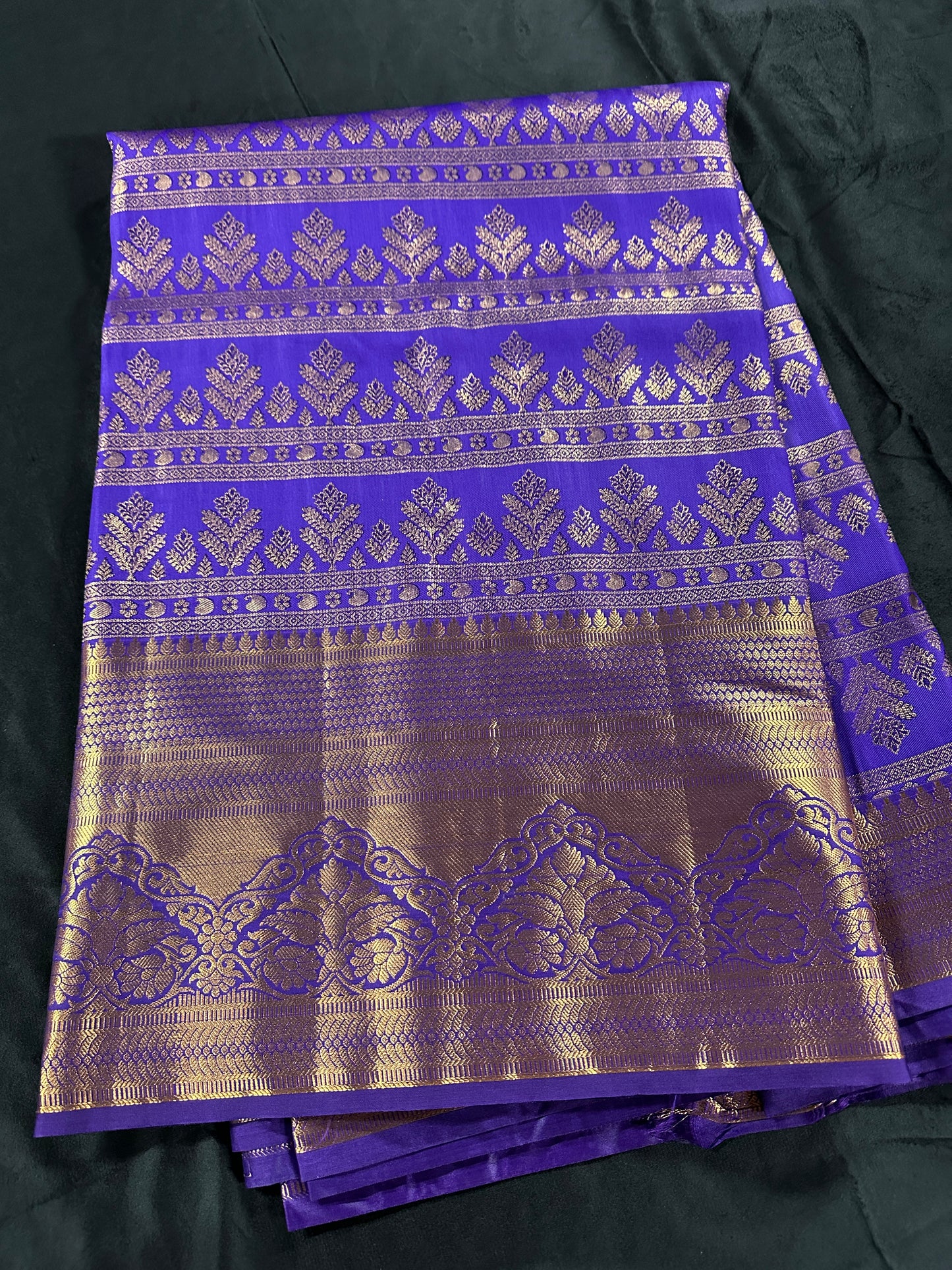 Cadbury Purple pine Tissue Kanchi Pattu