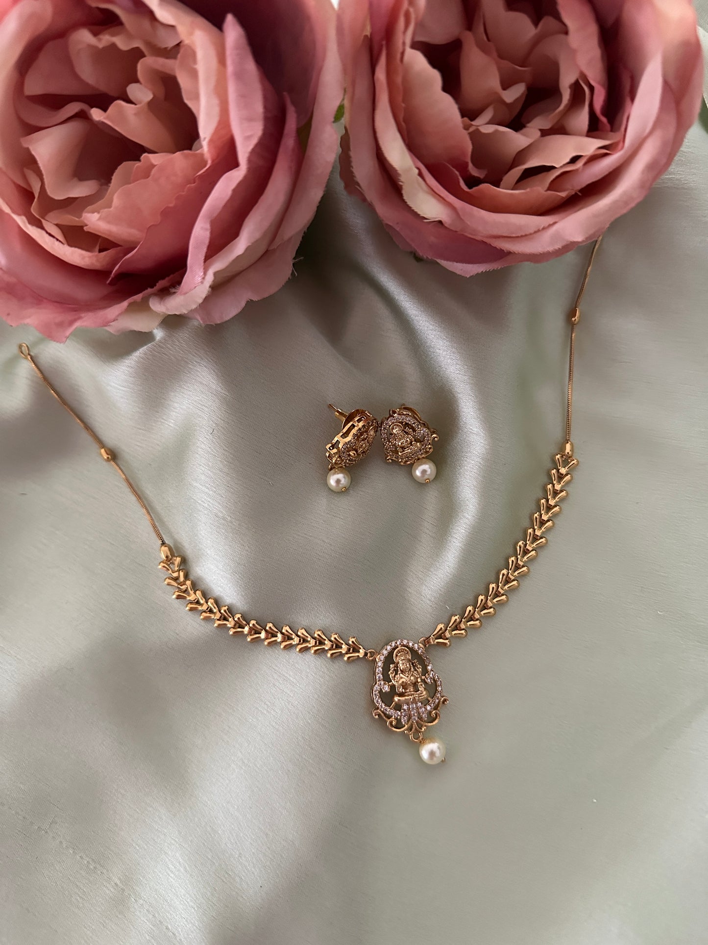 Kid Friendly Light weighted choker