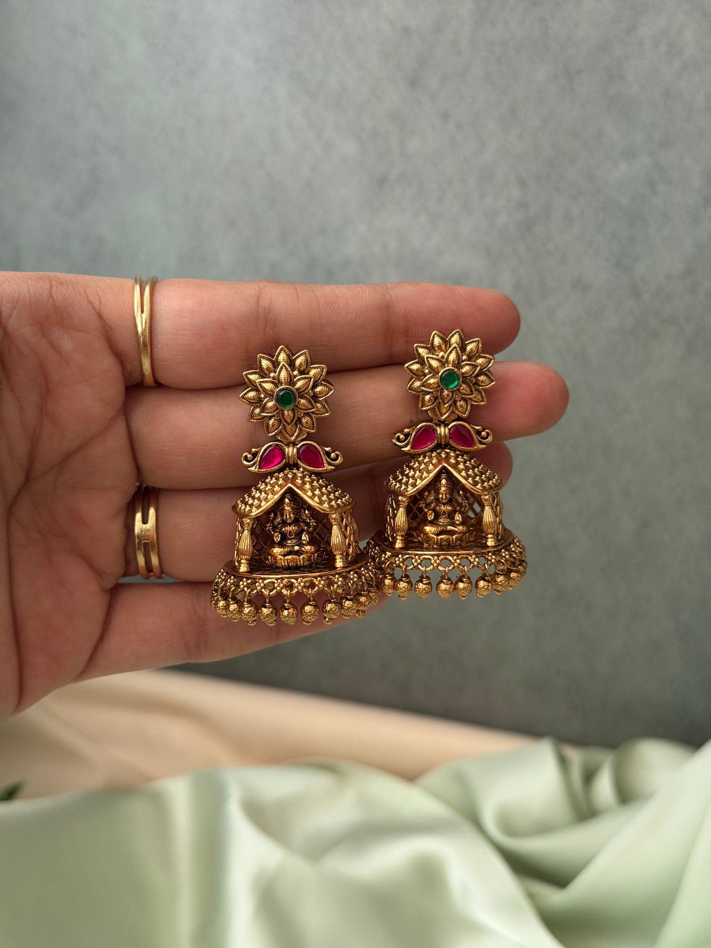 Mandir Jhumka v2.0