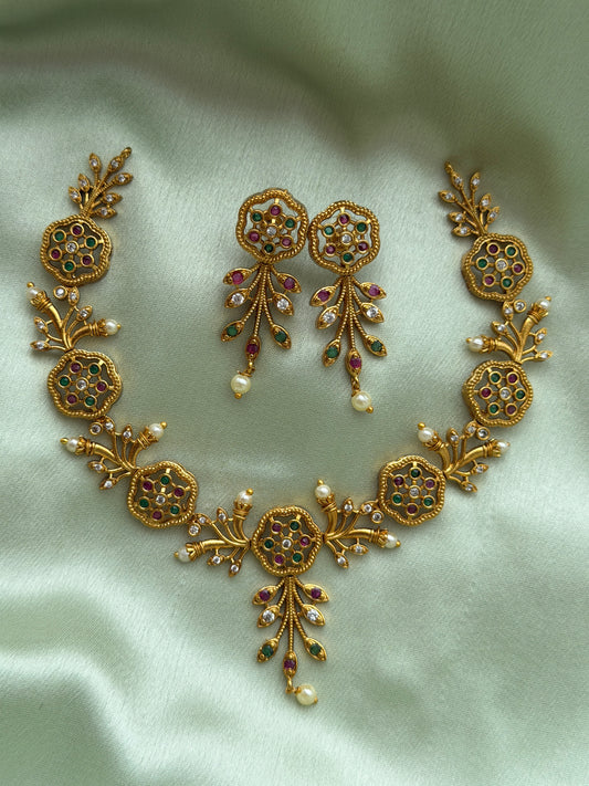 Neera Vine Necklace