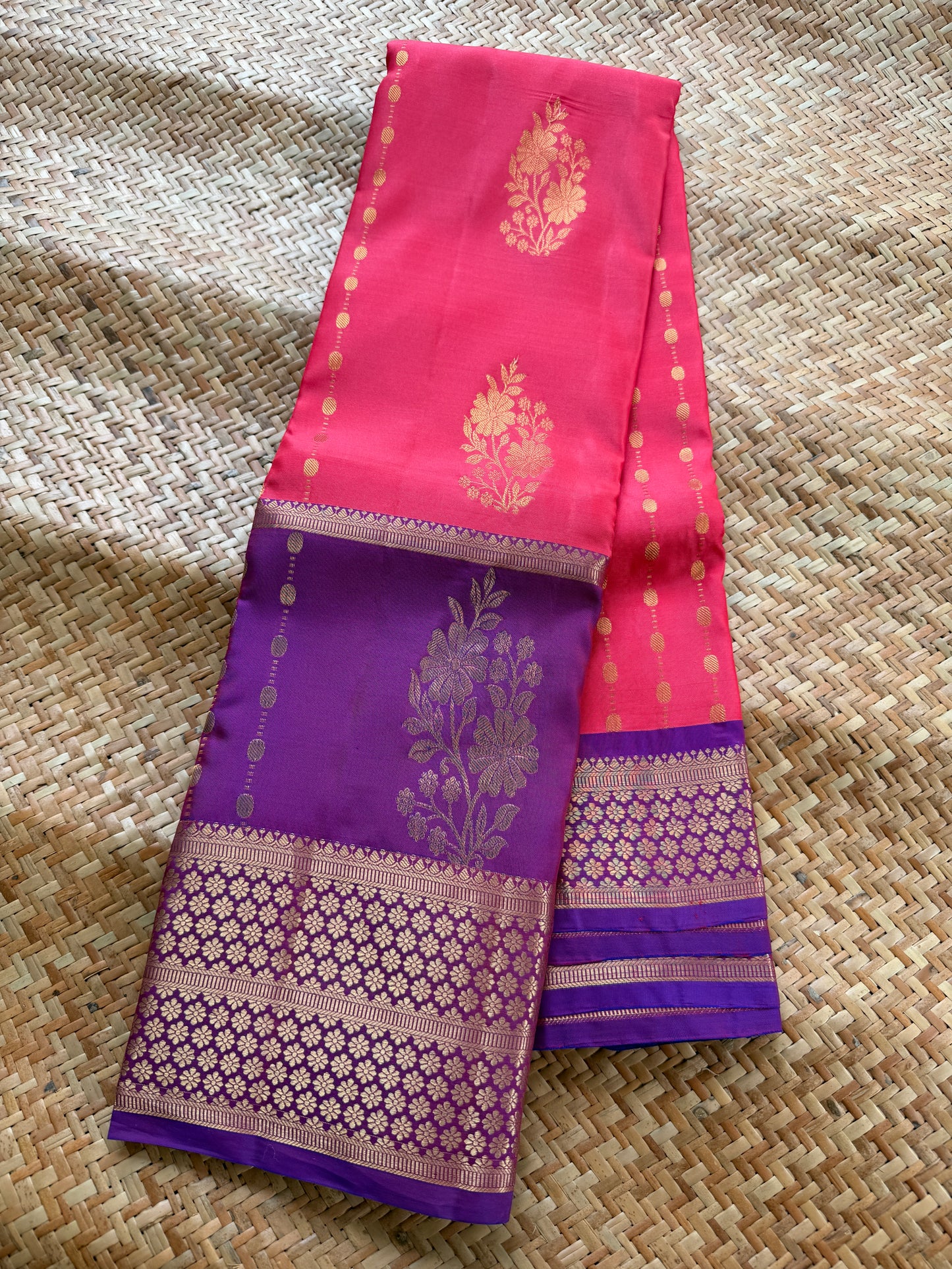 Gajra Pink Handloom Silk Saree