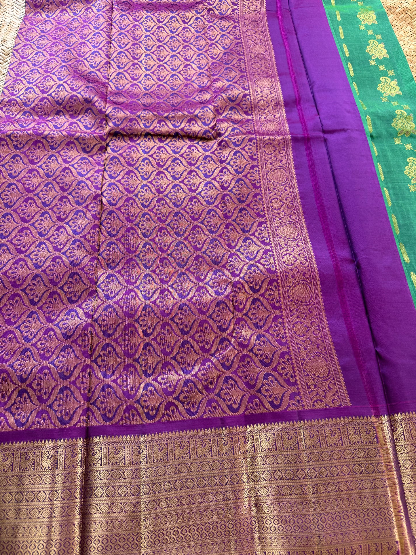 Peacock Green Handloom Silk Saree