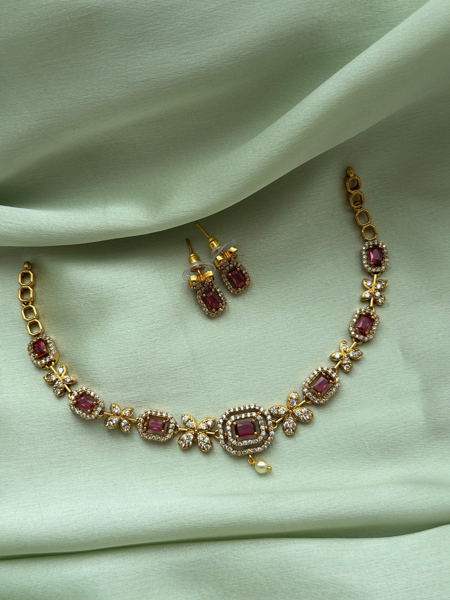 Rishima AD Choker