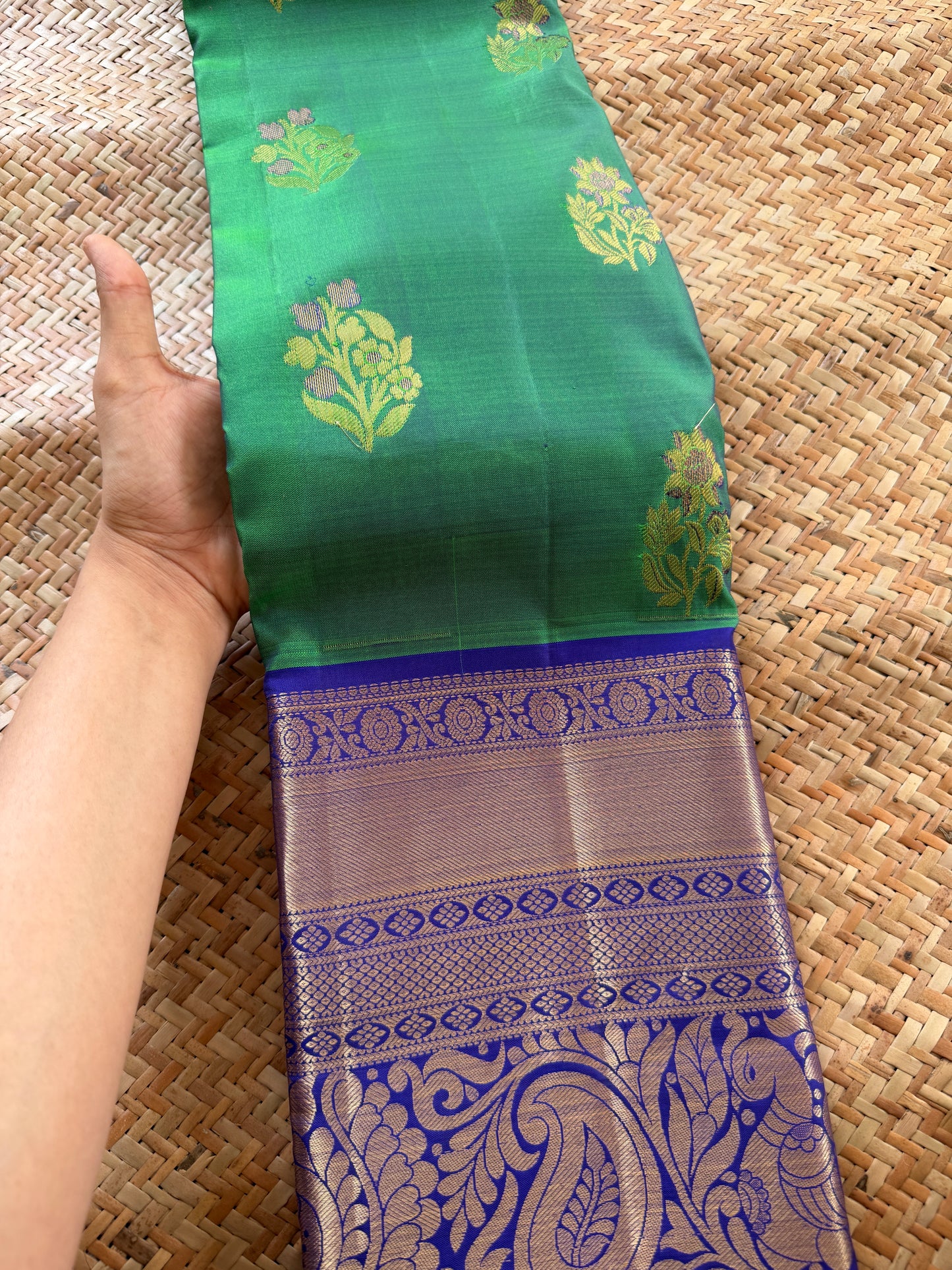 Turquoise Green Handloom Silk Saree