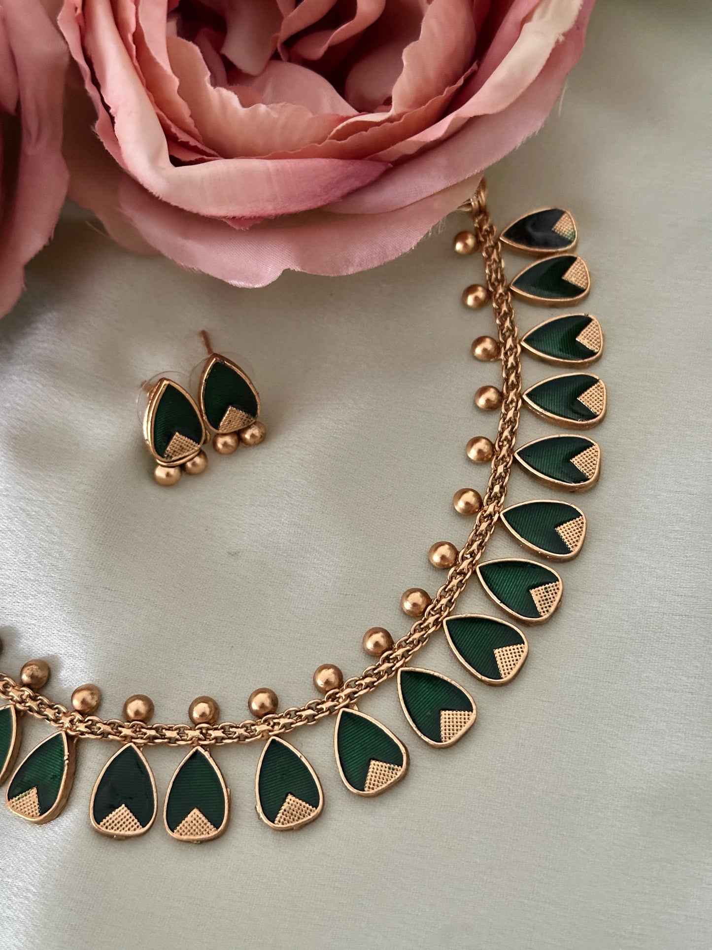 New Version Petal Enamel Necklace