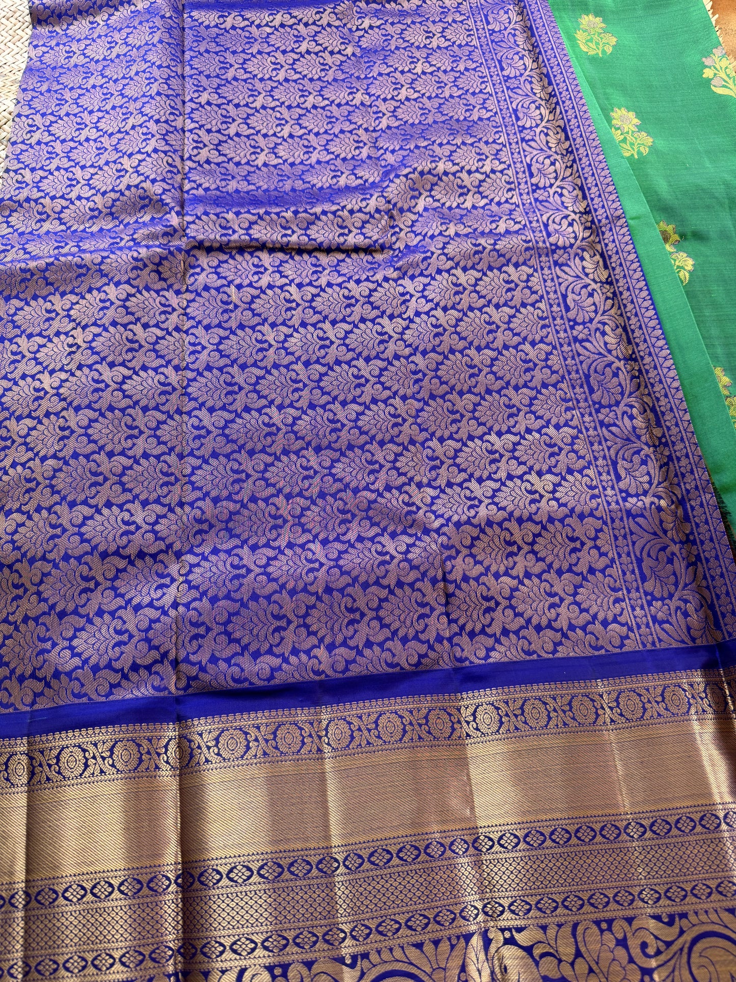 Turquoise Green Handloom Silk Saree