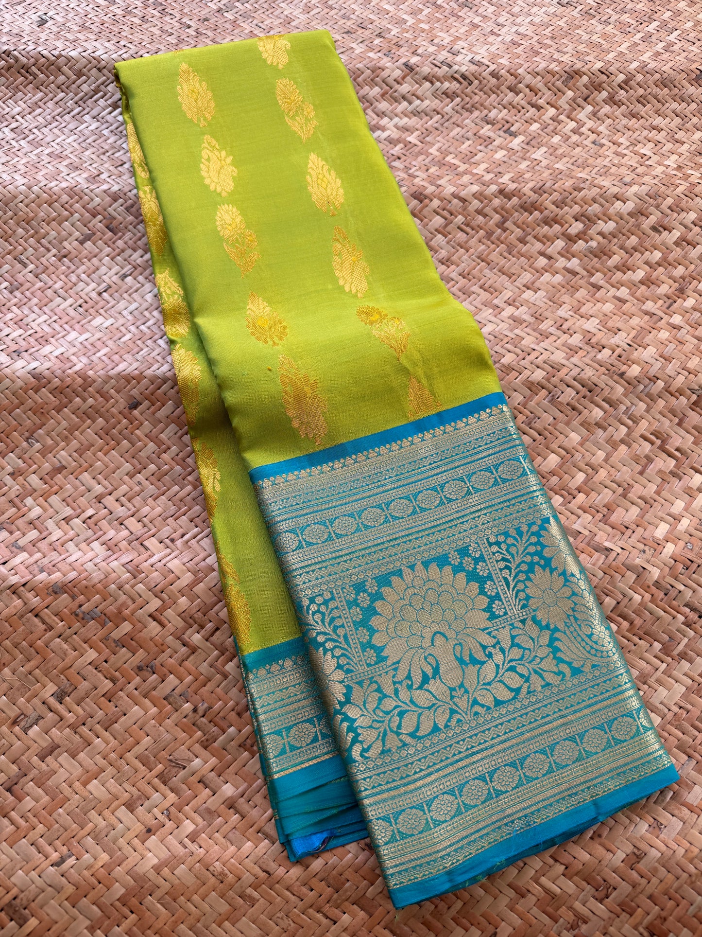 Parrot green Handloom Silk Saree