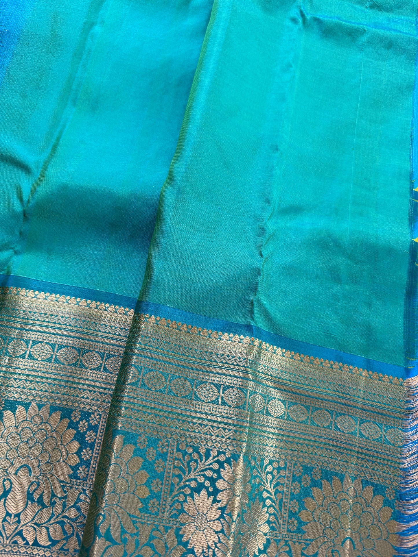Parrot green Handloom Silk Saree