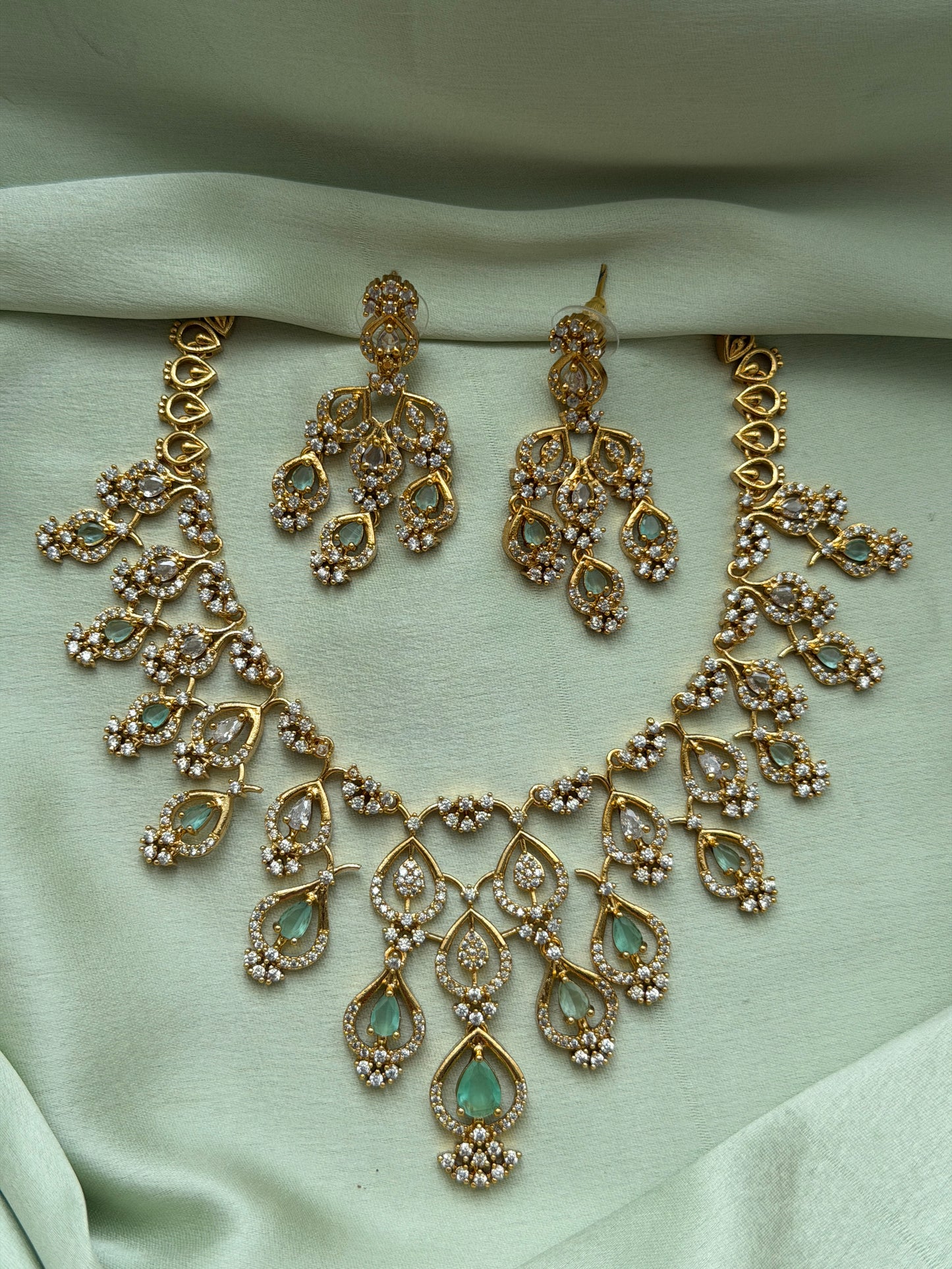Lustre AD Necklace