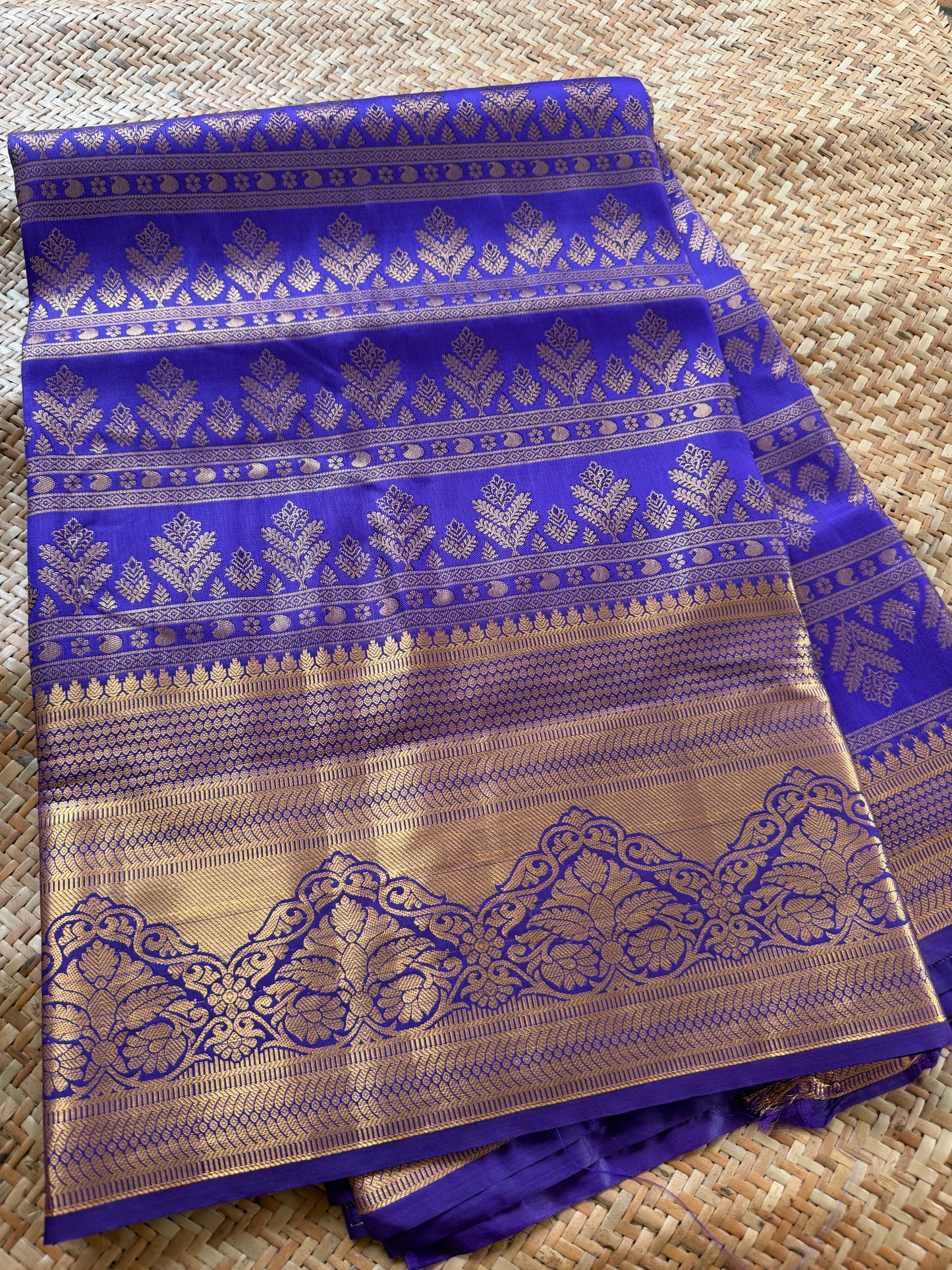 Cadbury Pine Semi Kanchi Brocade Pattu