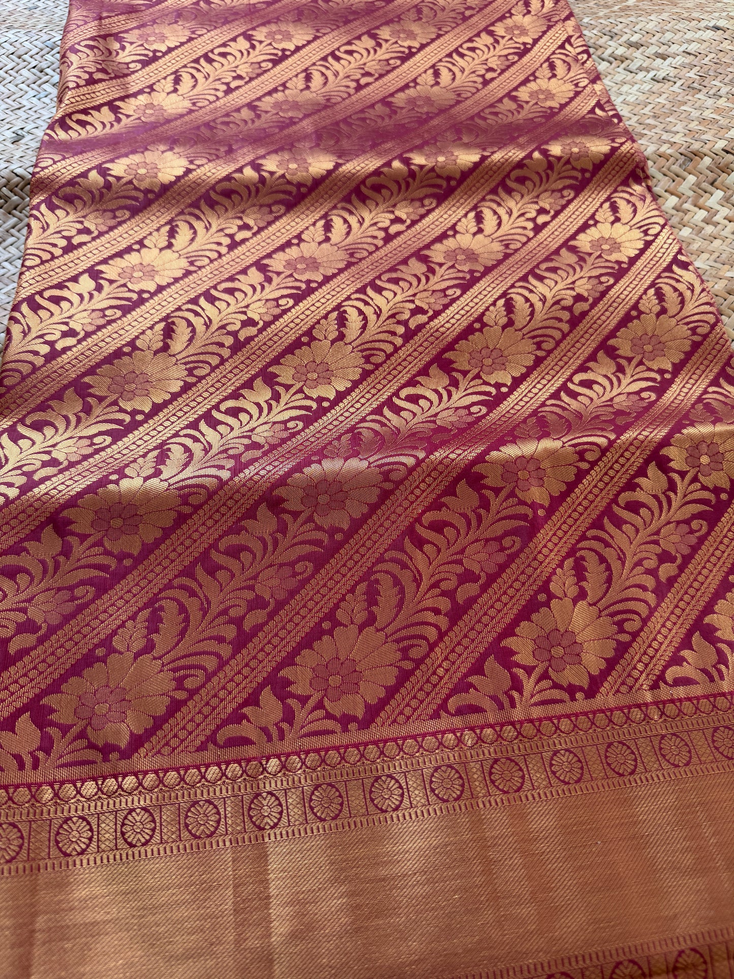 Blood Red Semi Kanchi Brocade Pattu