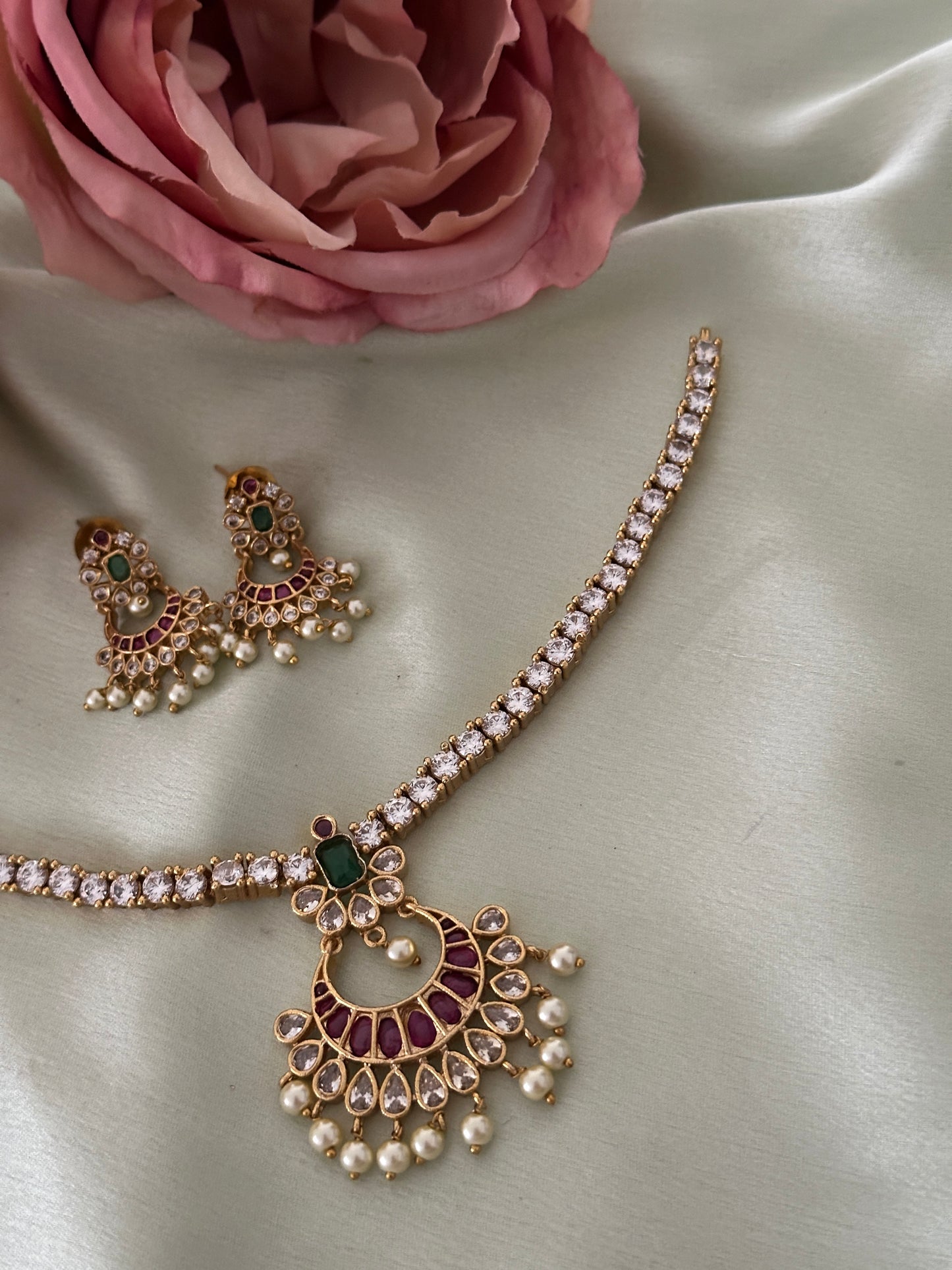 AD Chandabali Pendant Choker