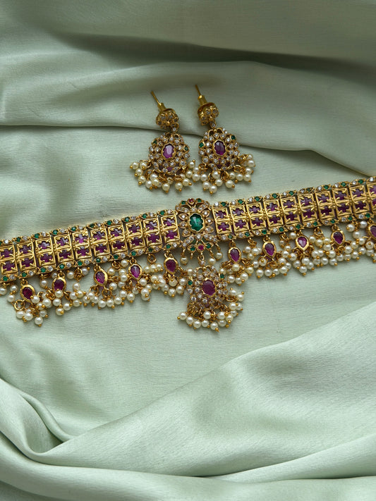 Sareetha Guttapusalu Choker