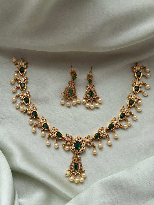 Amukthaya Stone Necklace