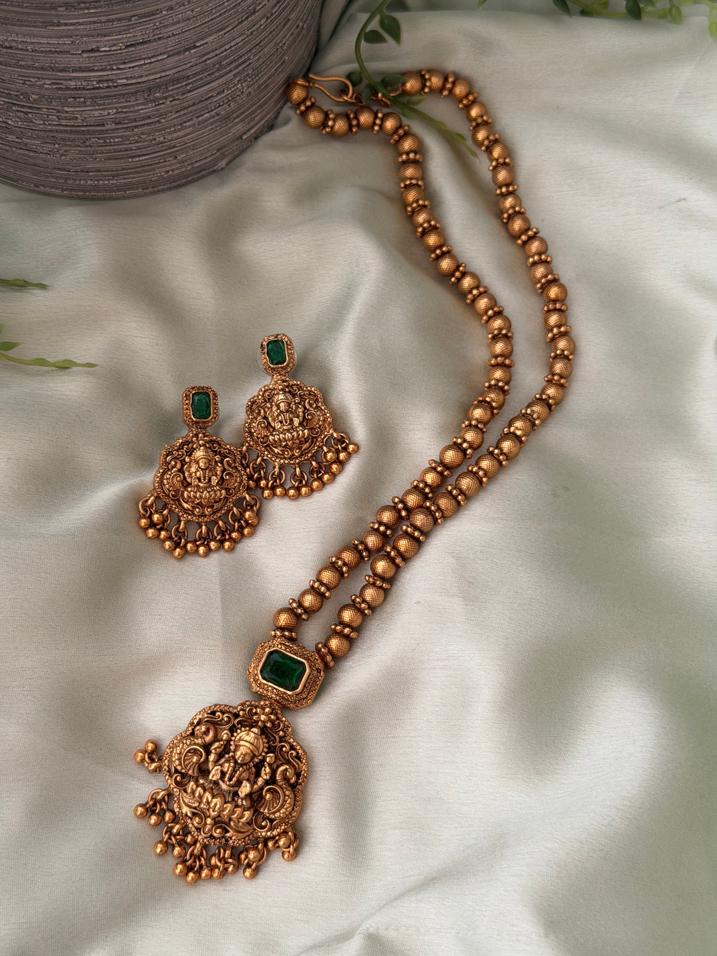 Precious Stone Chettinad Short Haaram