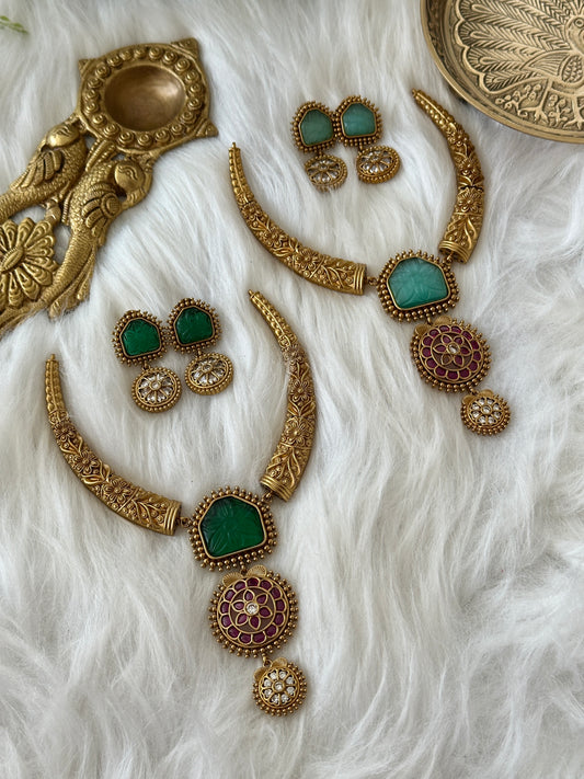 Tri Pendant Hasli Choker