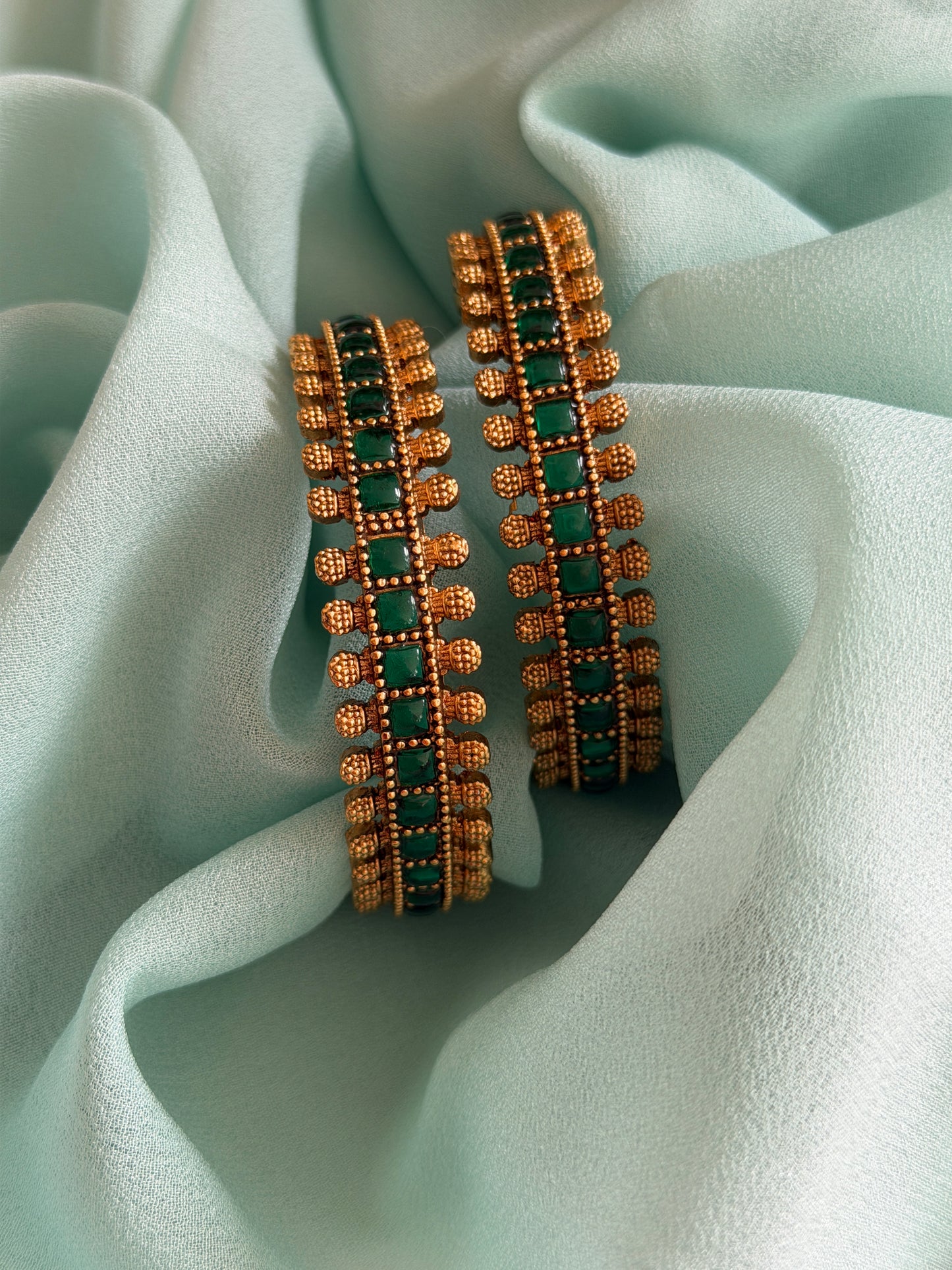 Sarayu Kemp Bangles