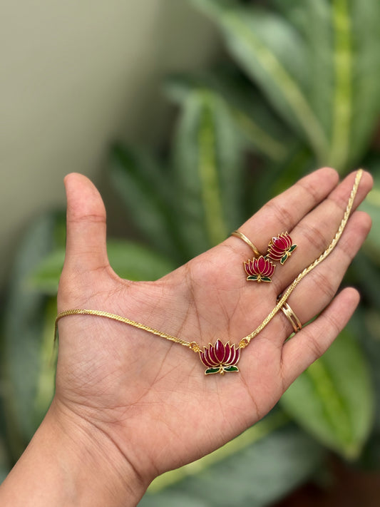 Premium lotus locket chain set (Kid Friendly)