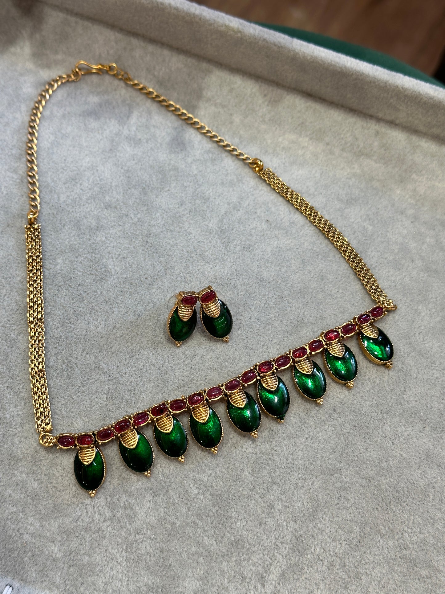 Mini Palakka maala choker