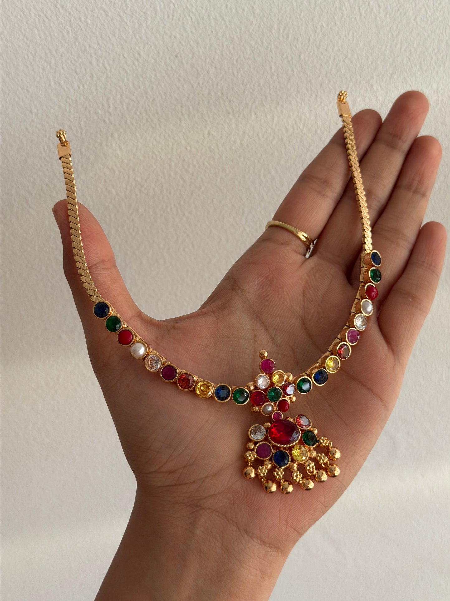 1Gm Gold Kempu Attigai