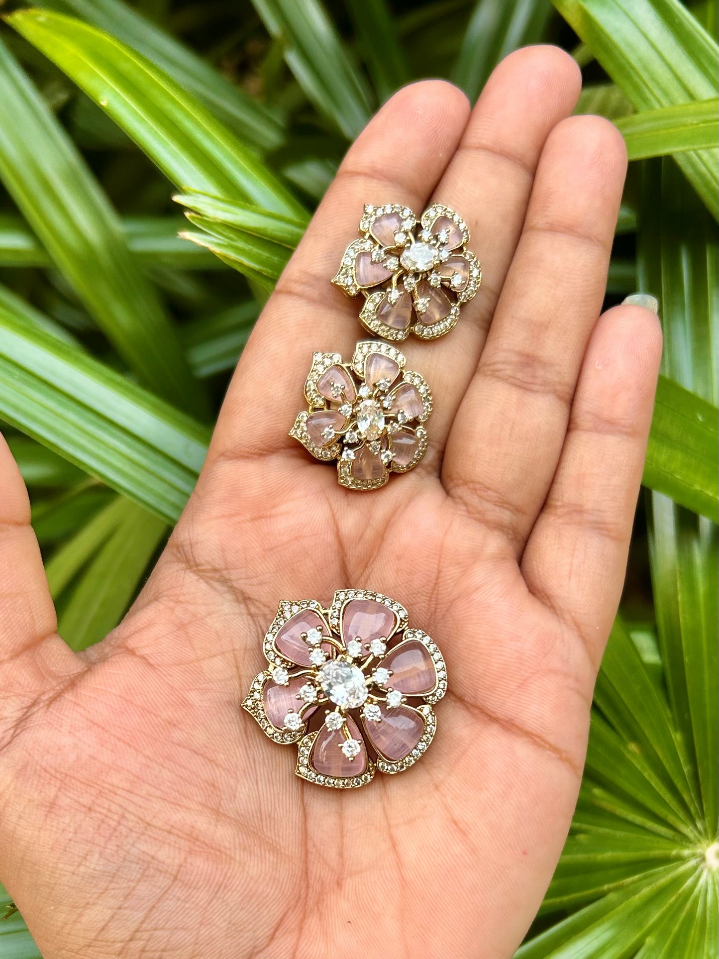 Floral Pendant & Studs Combo
