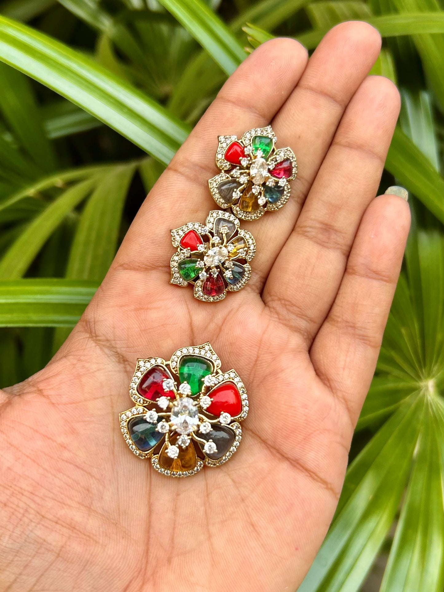 Floral Pendant & Studs Combo