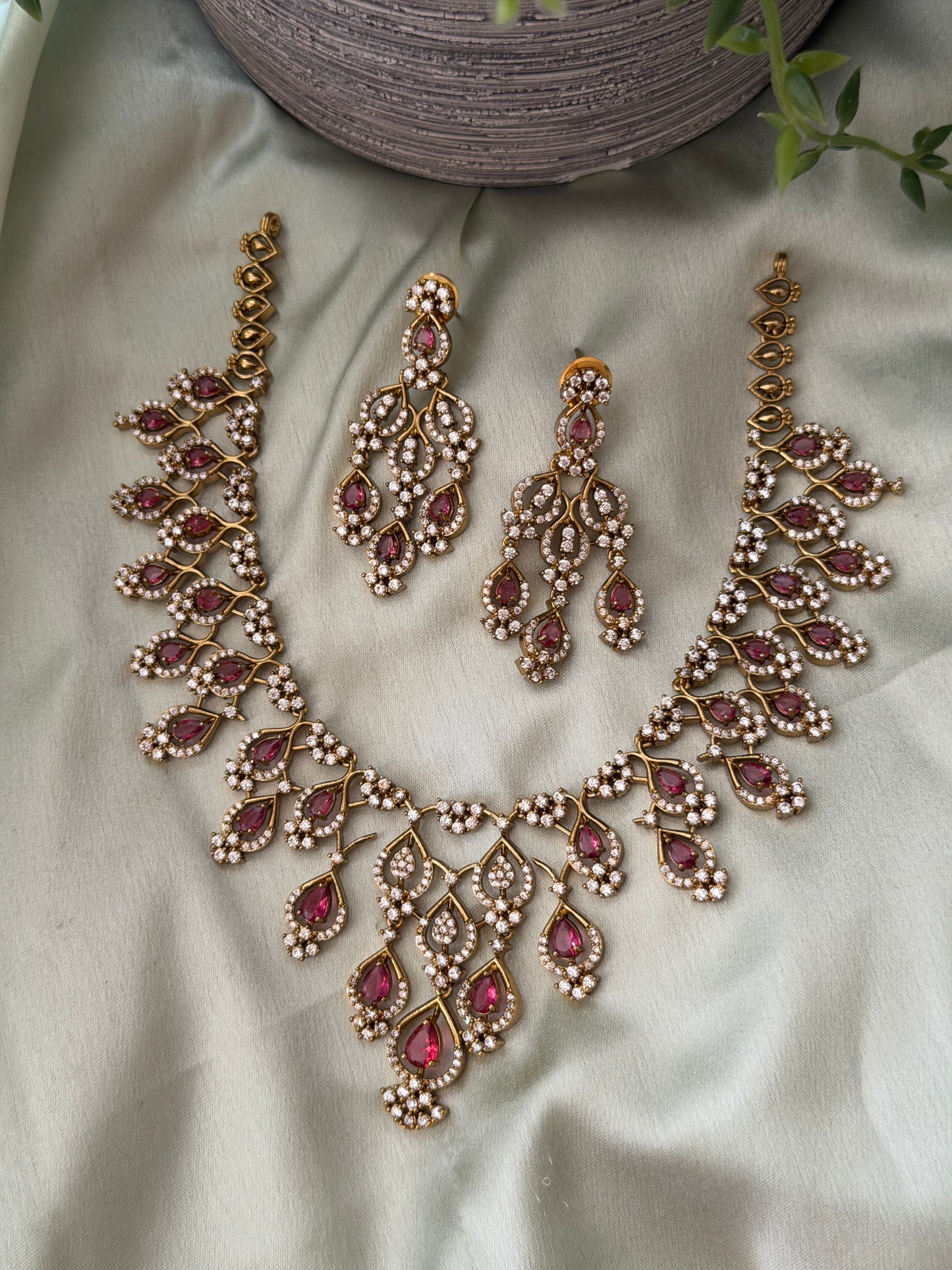 Lustre AD Necklace