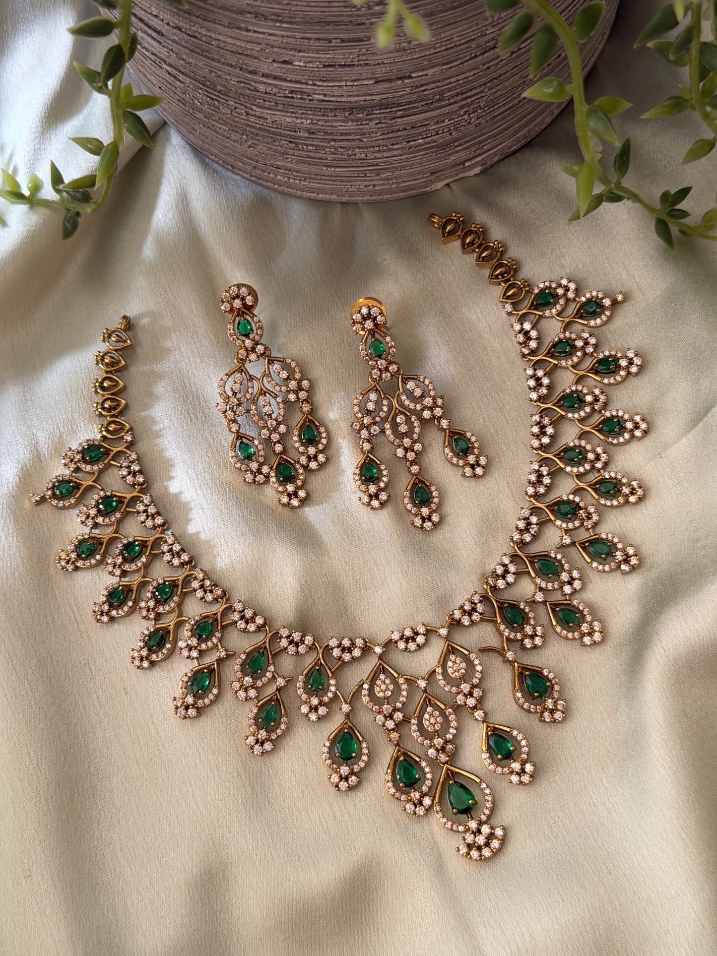 Lustre AD Necklace