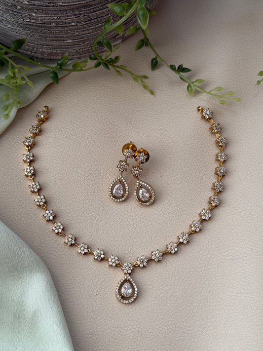 Flora Flexi AD Necklace