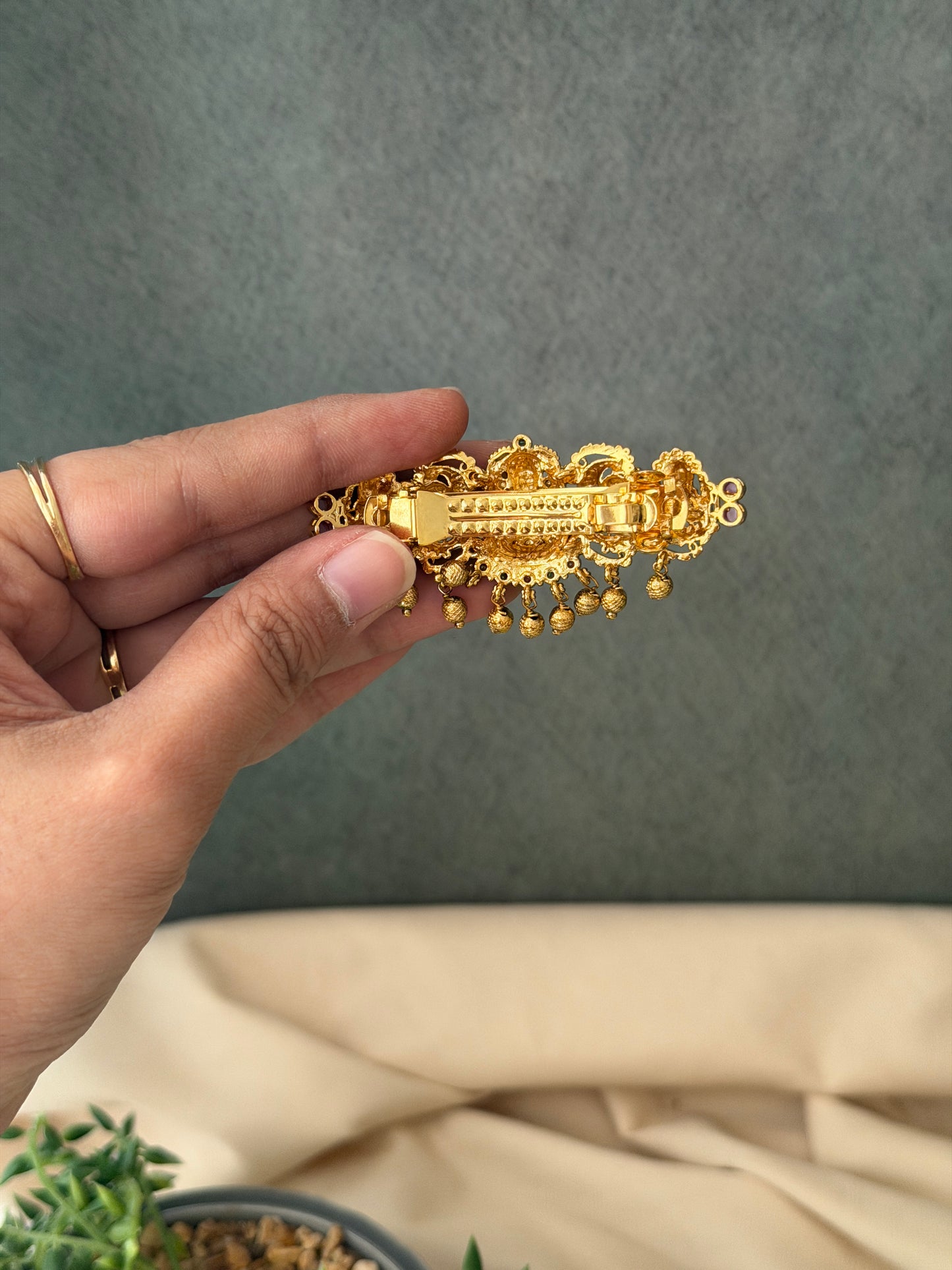 Janani Antique Hairclip