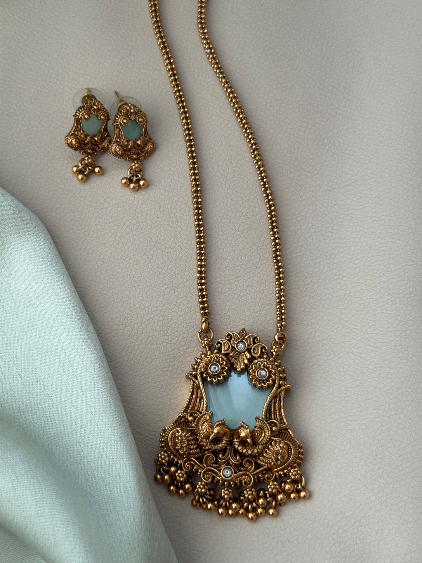 Prameena Mid Length Chain