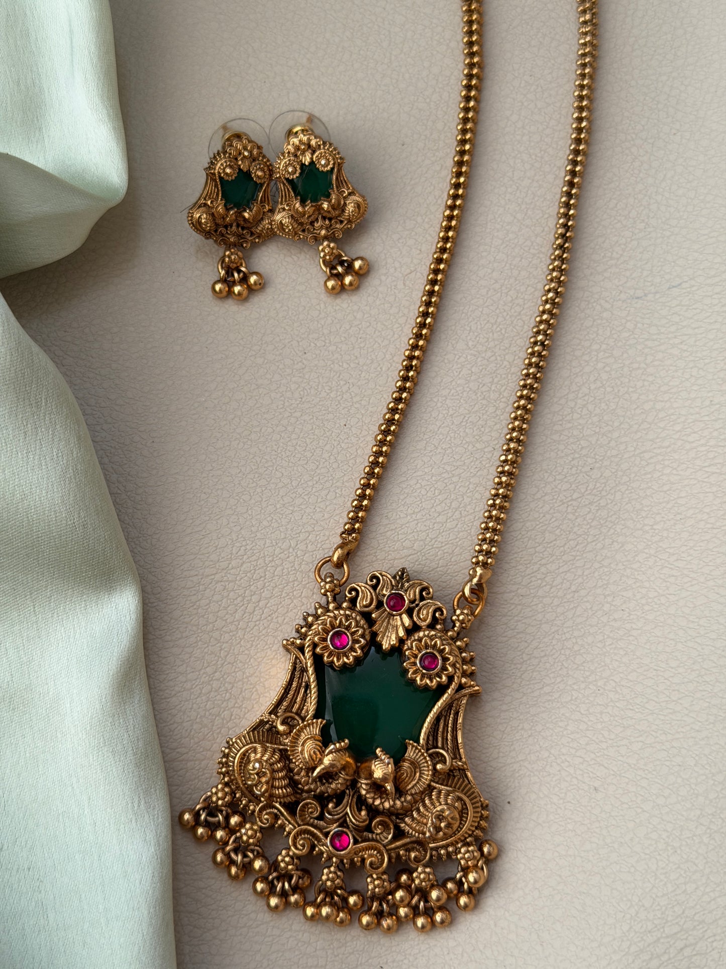 Prameena Mid Length Chain
