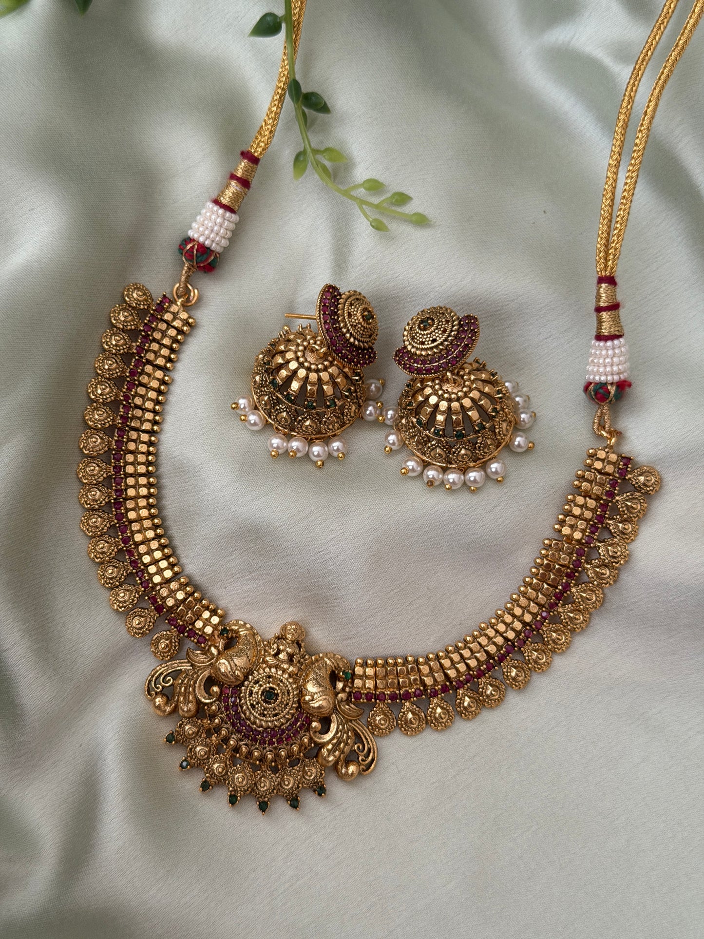 Narayani Non Idol Necklace