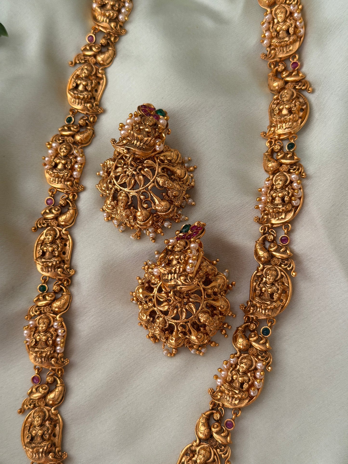 Kundhini Devi Haaram Set
