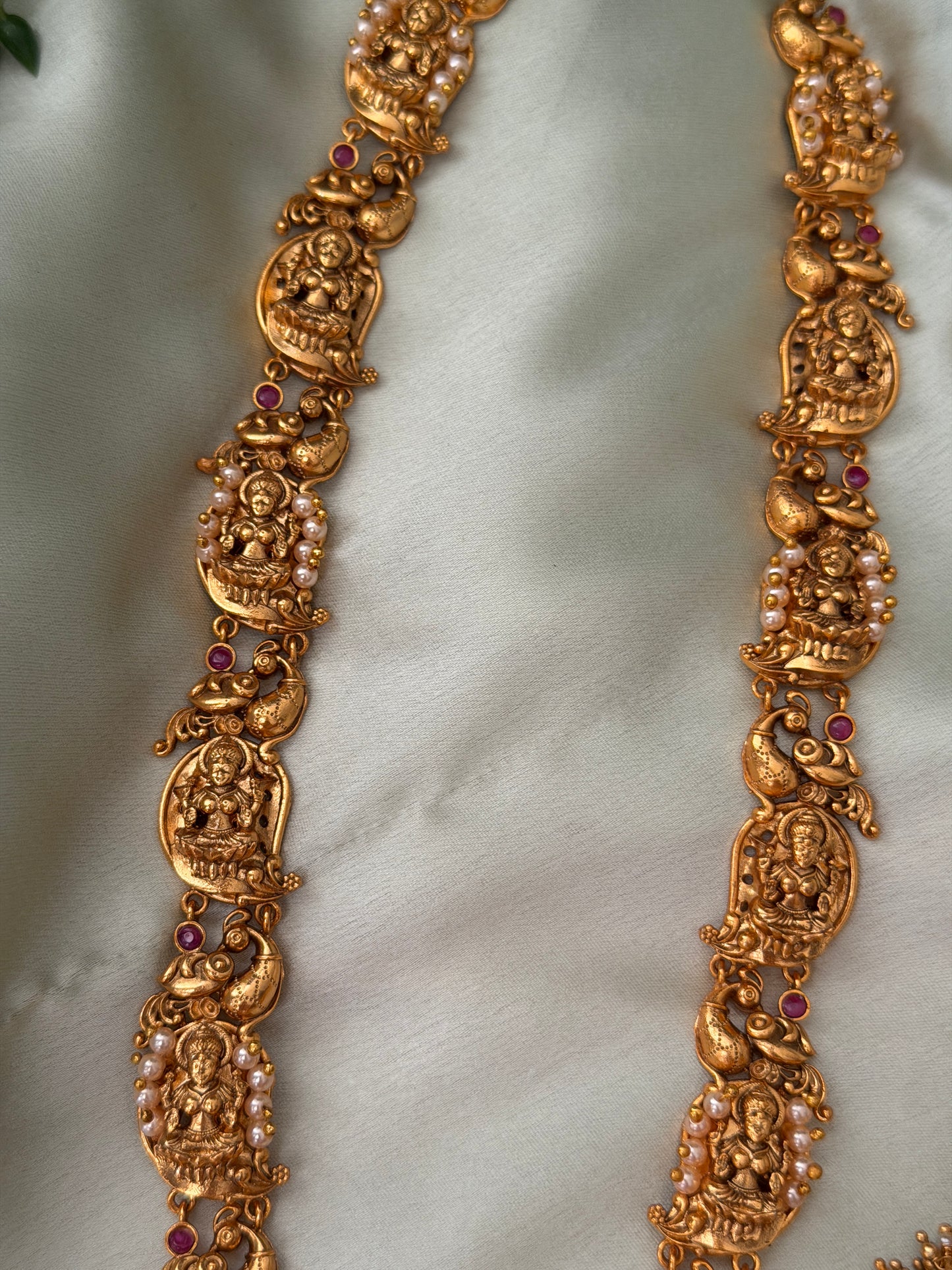 Kundhini Devi Haaram Set