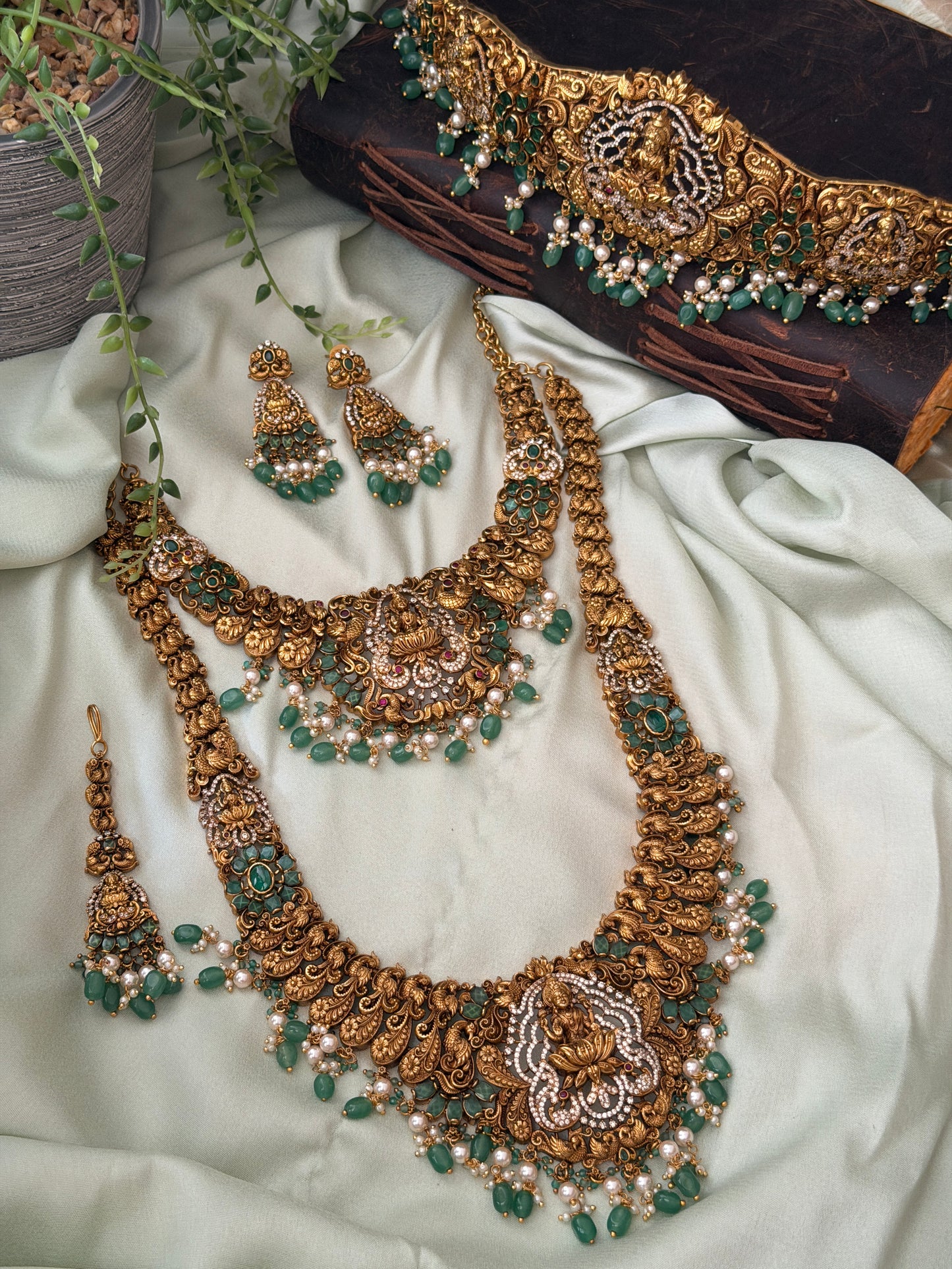The Parthivaa Bridal Combo