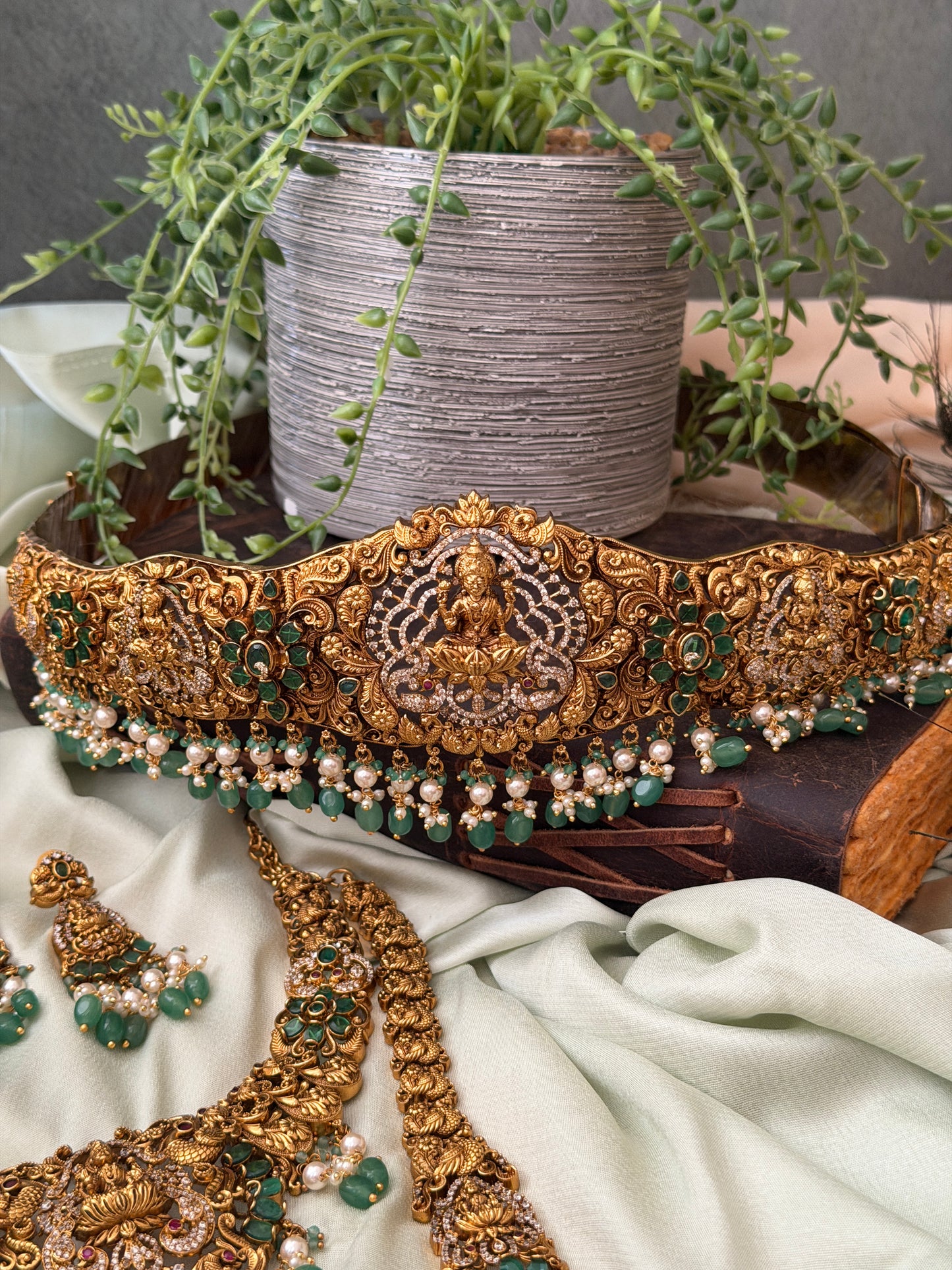 The Parthivaa Bridal Combo