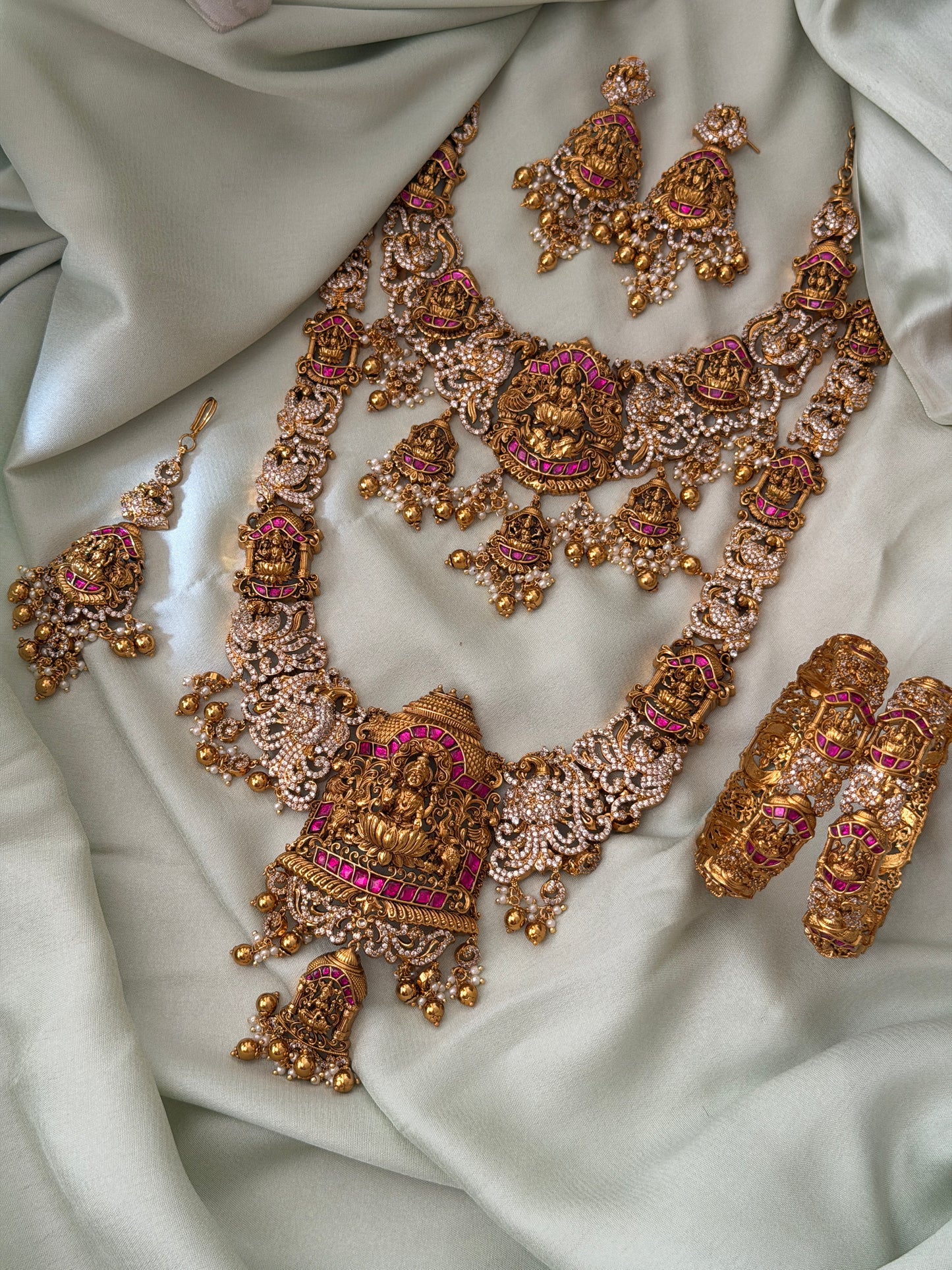 Yazhini Devi Diamond Bridal Combo