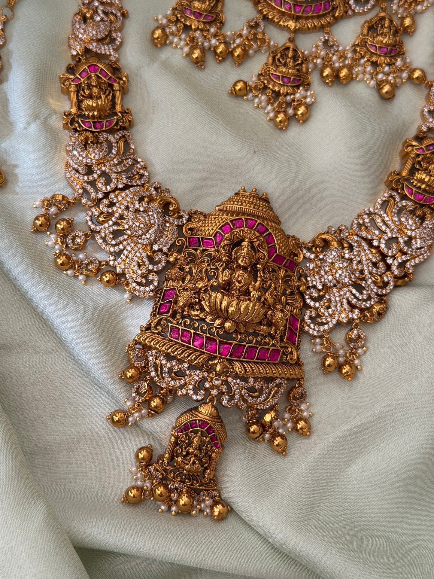 Yazhini Devi Diamond Bridal Combo