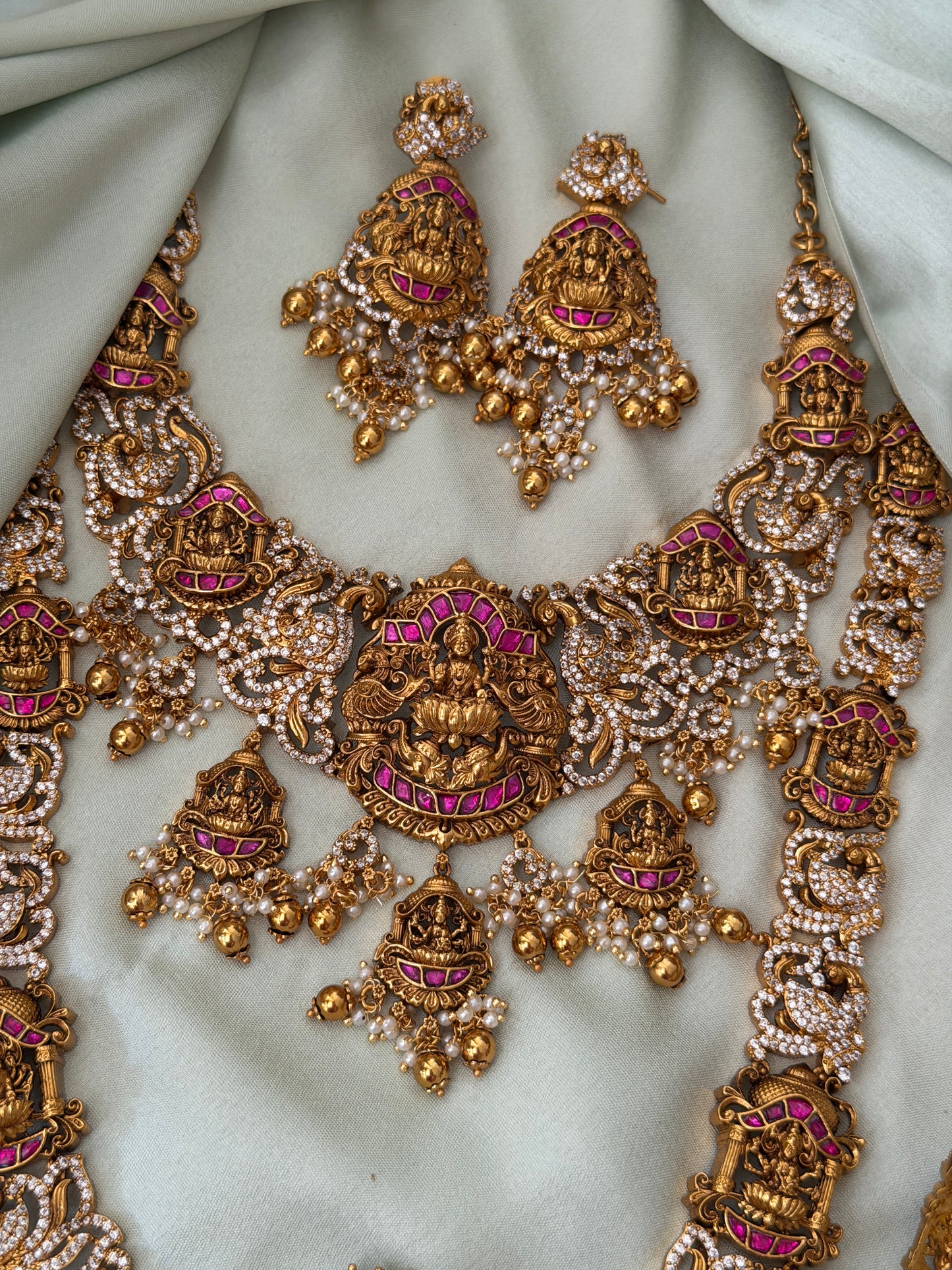 Yazhini Devi Diamond Bridal Combo
