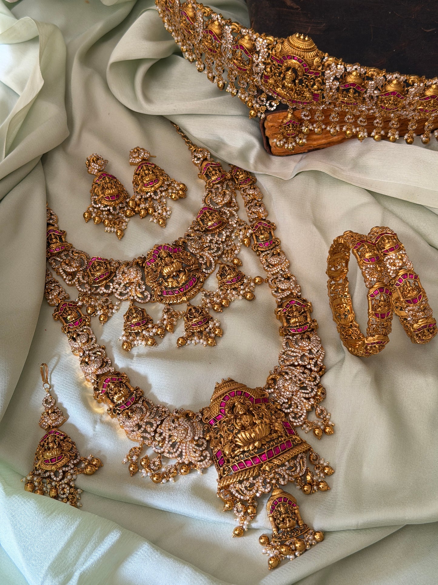 Yazhini Devi Diamond Bridal Combo