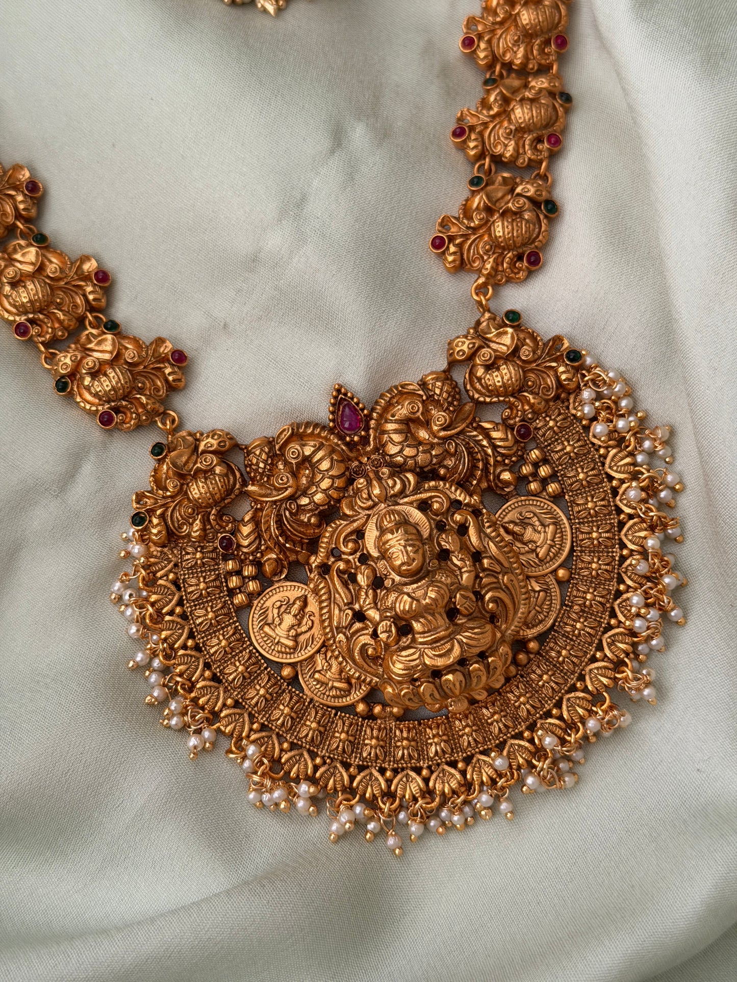 Vaigai Kaashu Pendant Haaram