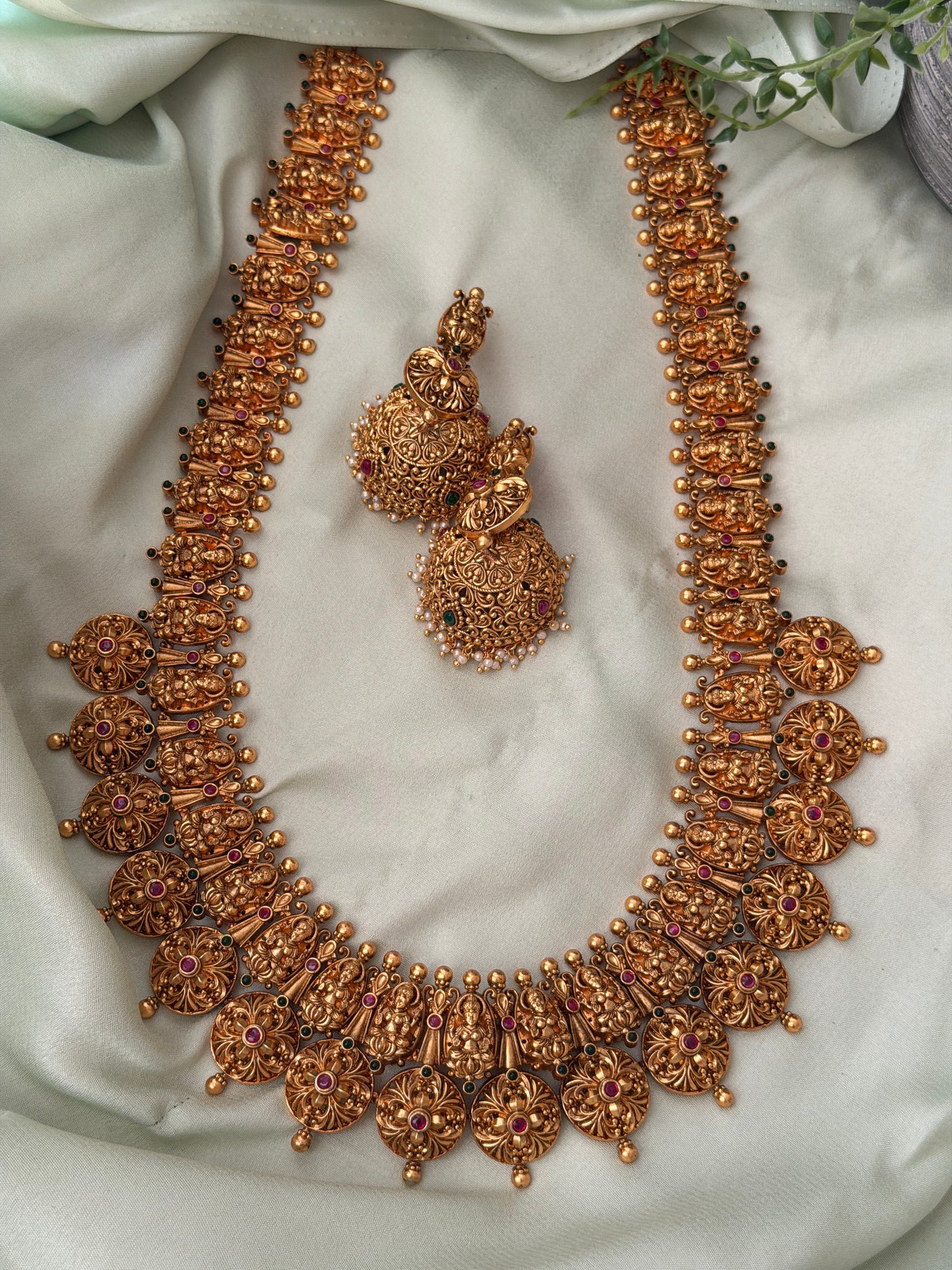 Malarvili Bridal Haaram set
