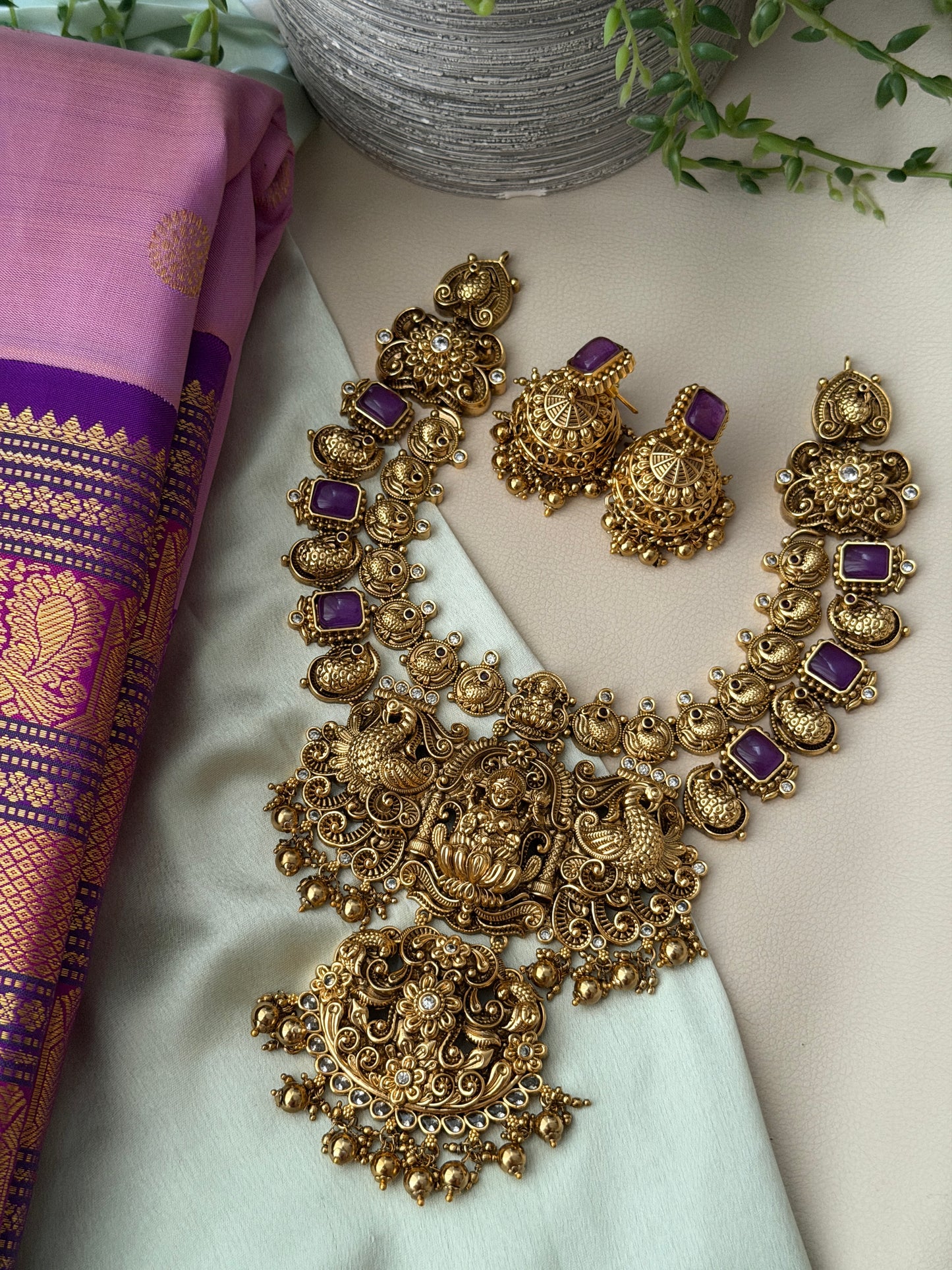 Brindha Stone Necklace