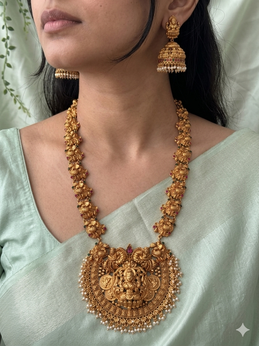 Vaigai Kaashu Pendant Haaram