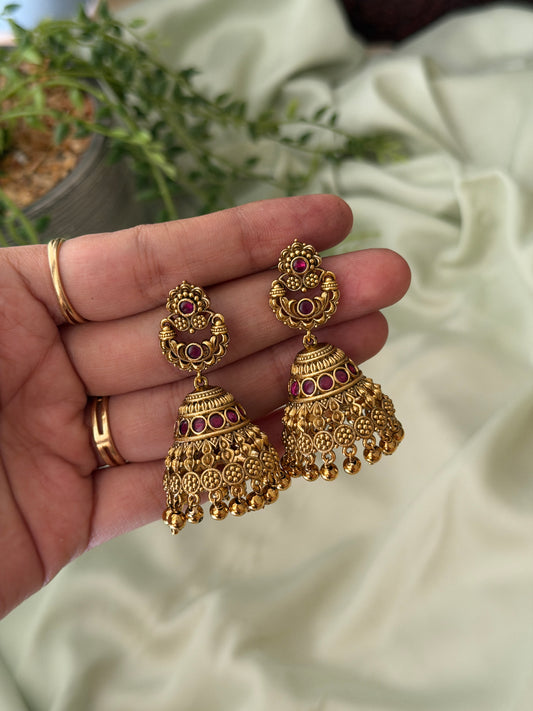 Anaila Jhumkas