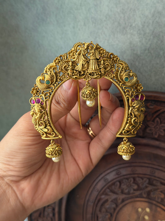 Bhanumathi U Hair Pin
